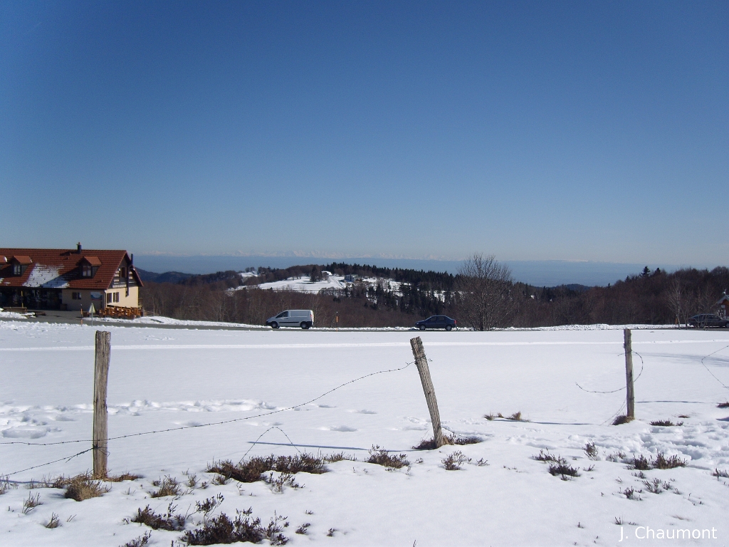 Vue sur les Alpes par un temps magnifique....JPG